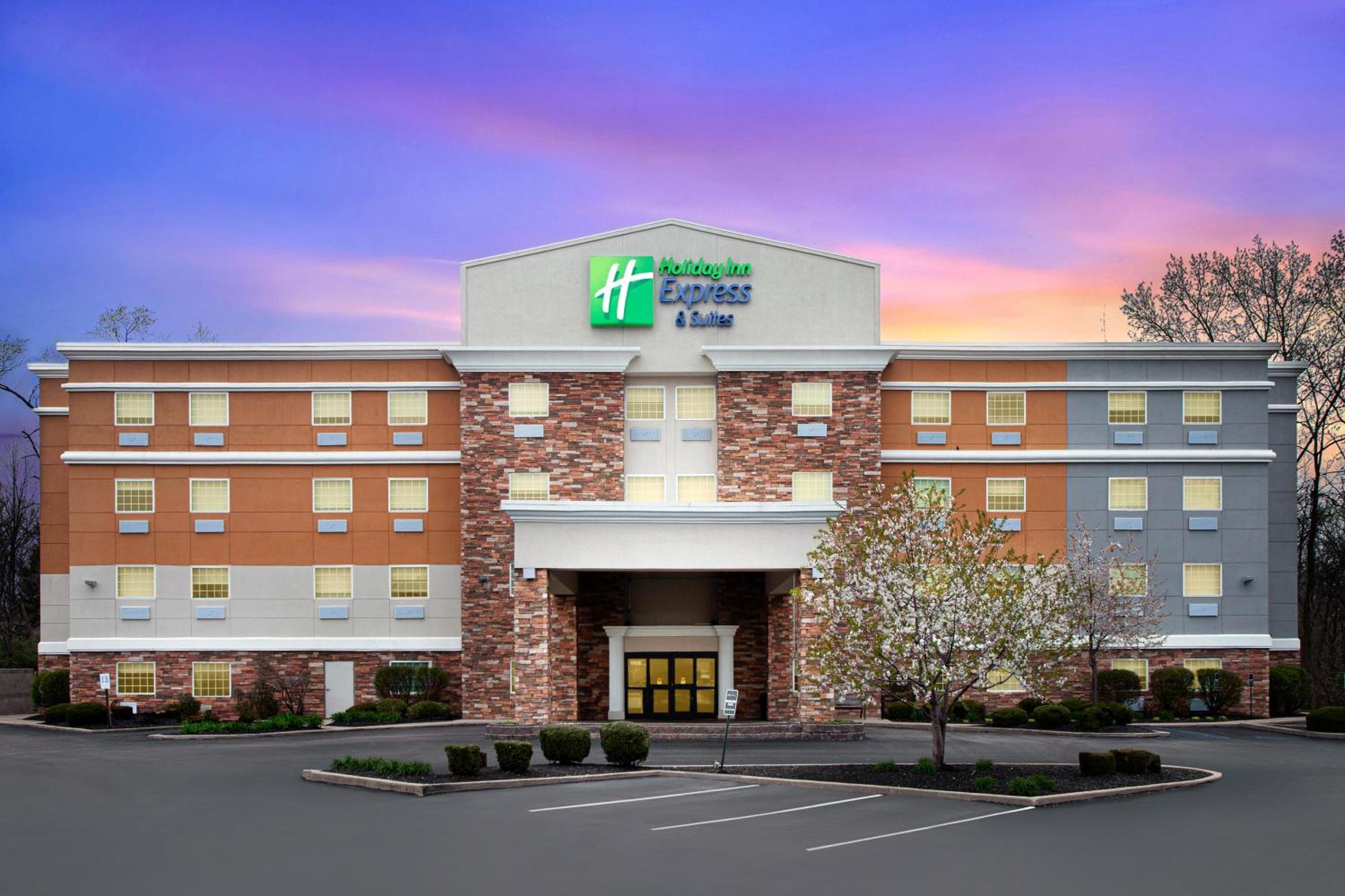 Holiday Inn Express & Suites Carmel North - Westfield By Ihg Экстерьер фото