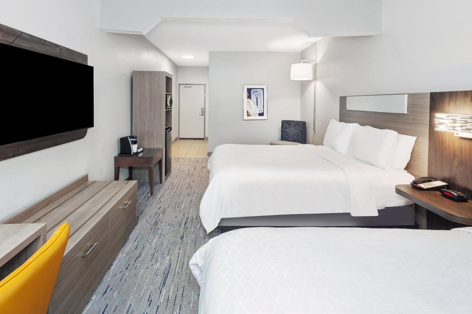 Holiday Inn Express & Suites Carmel North - Westfield By Ihg Экстерьер фото