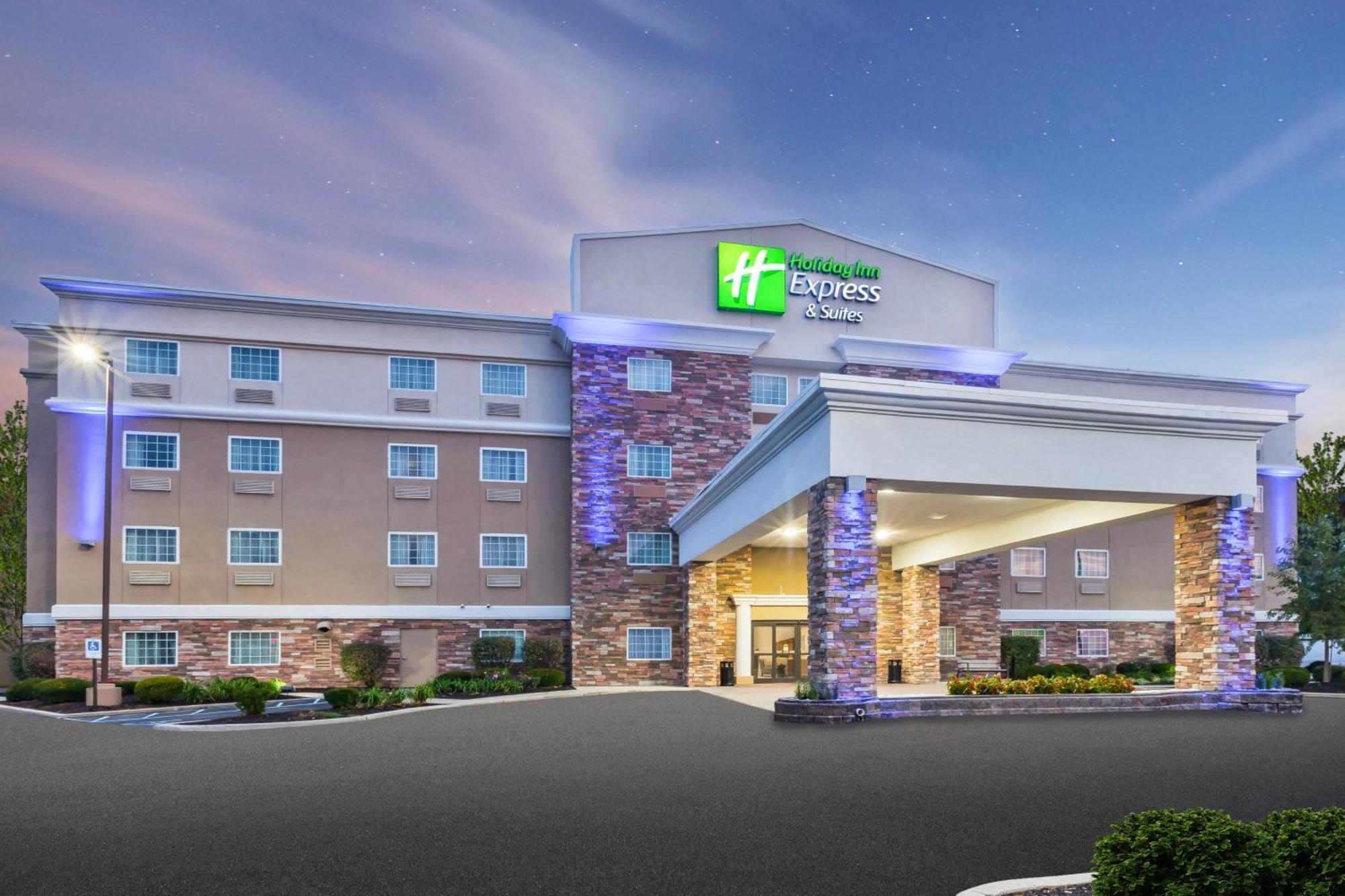Holiday Inn Express & Suites Carmel North - Westfield By Ihg Экстерьер фото