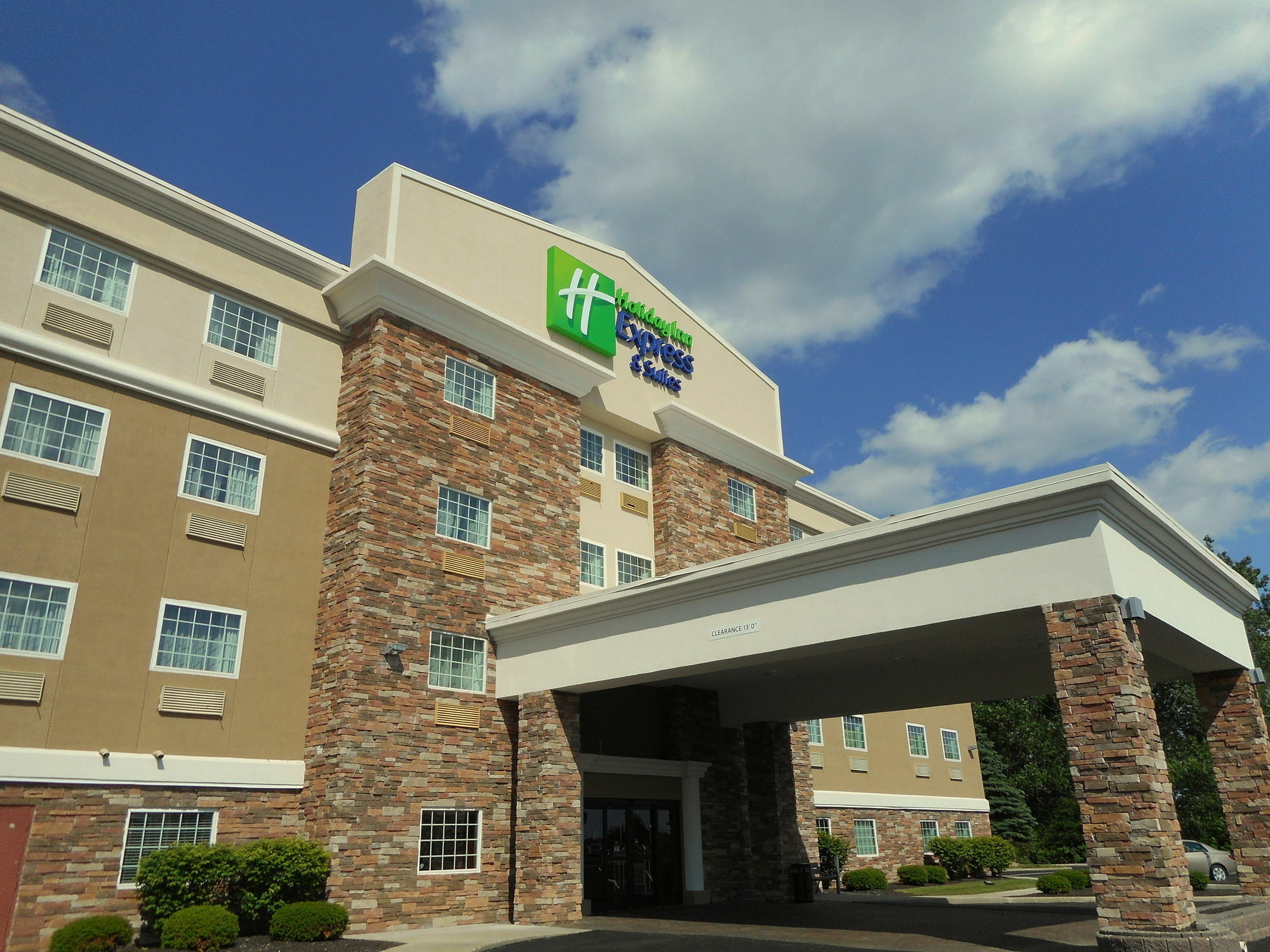 Holiday Inn Express & Suites Carmel North - Westfield By Ihg Экстерьер фото