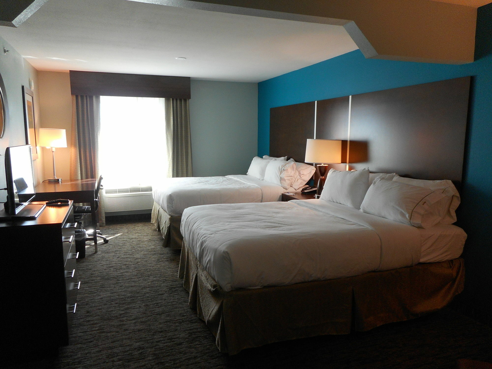 Holiday Inn Express & Suites Carmel North - Westfield By Ihg Экстерьер фото